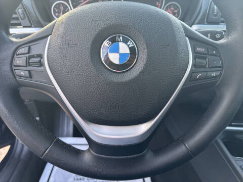 2012 BMW 3 Series 328i