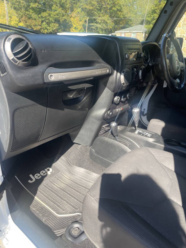 2017 Jeep Wrangler Unlimited Sport RHD