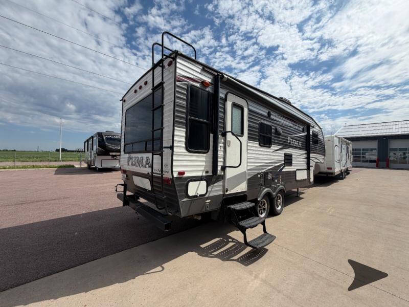 2015 Forest River 253-FBS