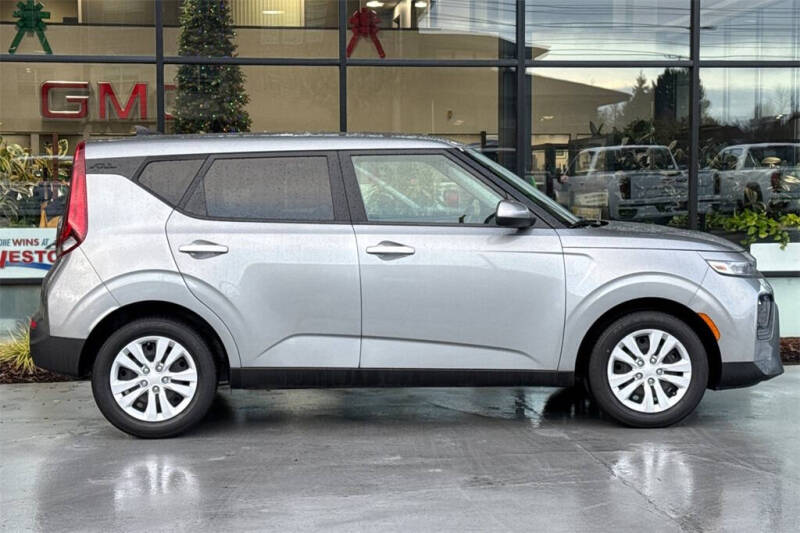 2022 Kia Soul LX