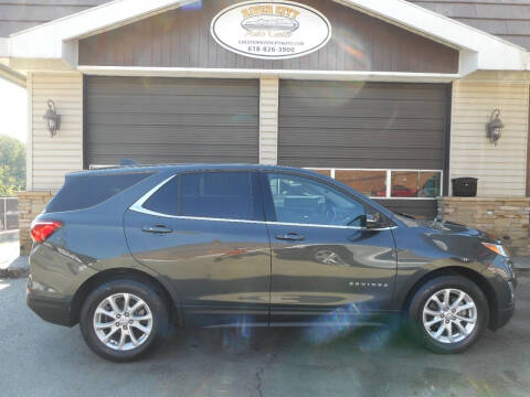 2019 Chevrolet Equinox for sale at River City Auto Center LLC in Chester IL