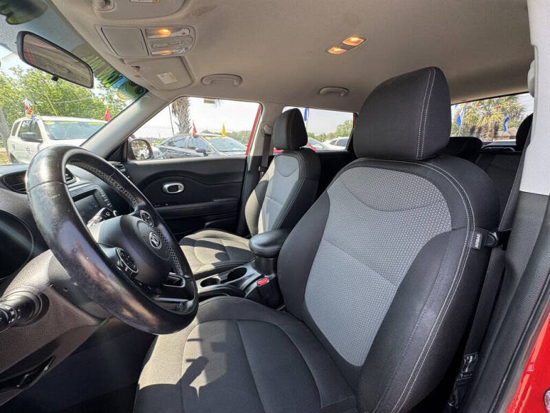 2017 Kia Soul +