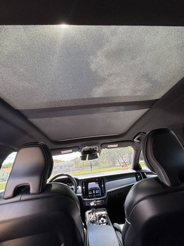 2020 Volvo S90 T6 R-Design