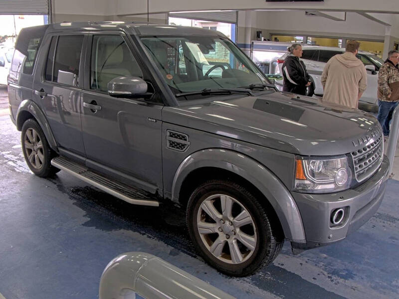 2016 Land Rover LR4 HSE's photo