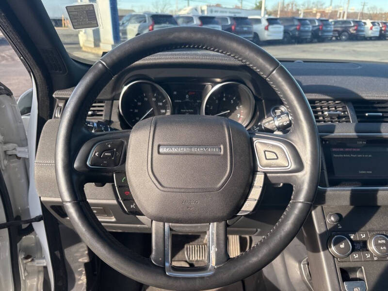 2019 Land Rover Range Rover Evoque SE Premium