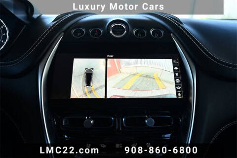 2021 Aston Martin DBX