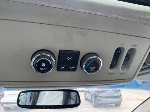 2011 Nissan Armada Platinum