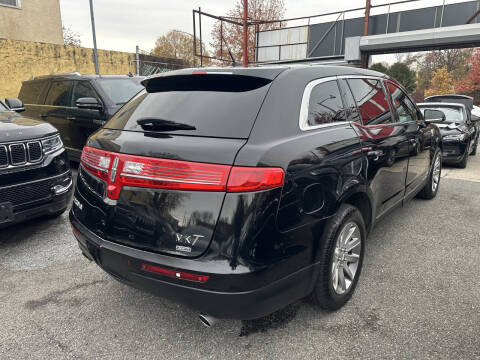 2019 Lincoln MKT Town Car Livery Fleet