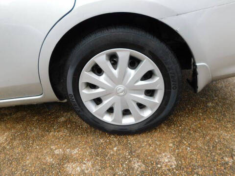 2015 Nissan Versa 1.6 SV