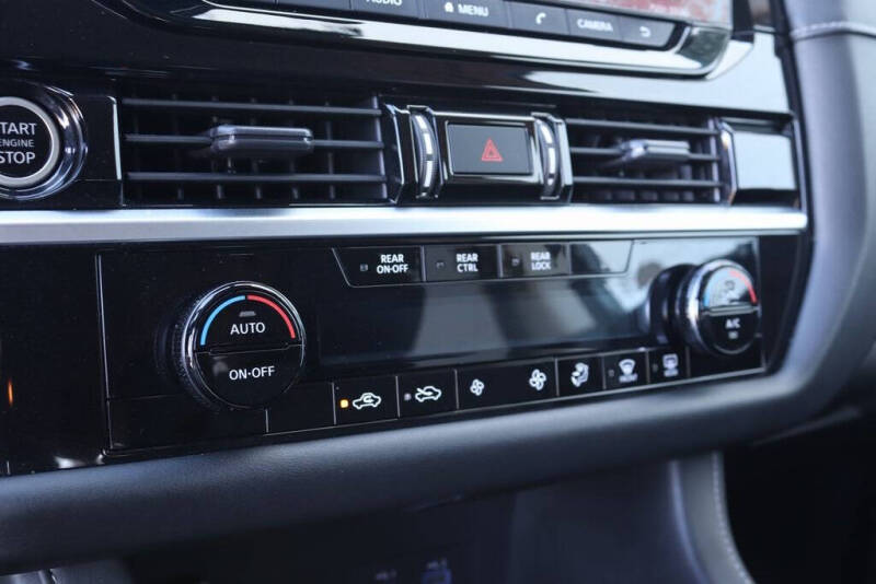 2022 Nissan Pathfinder S