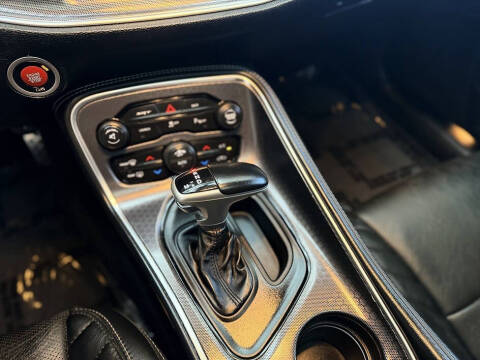 2016 Dodge Challenger SRT 392