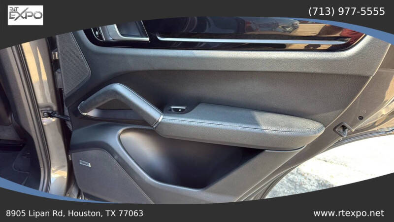 2019 Porsche Cayenne S