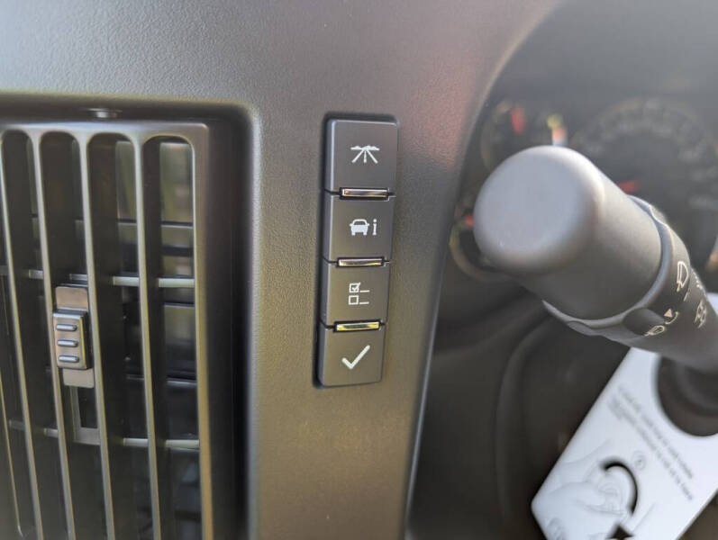 2025 Chevrolet Express 2500