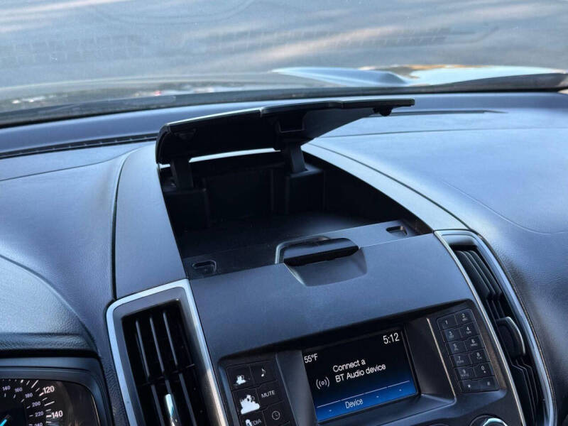 2017 Ford Edge SE
