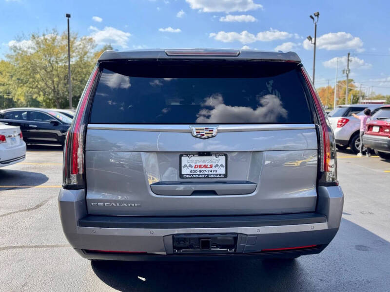 2018 Cadillac Escalade ESV Luxury