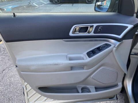 2011 Ford Explorer XLT