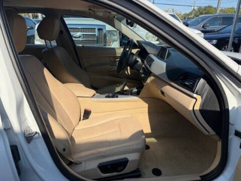 2015 BMW 3 Series 320i