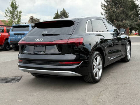 2019 Audi e-tron quattro Premium Plus