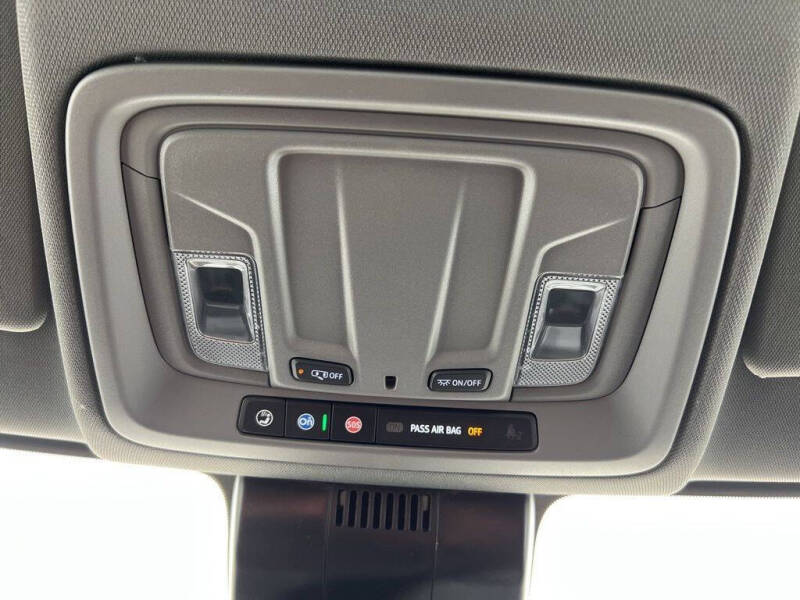 2025 GMC Sierra 2500HD Pro