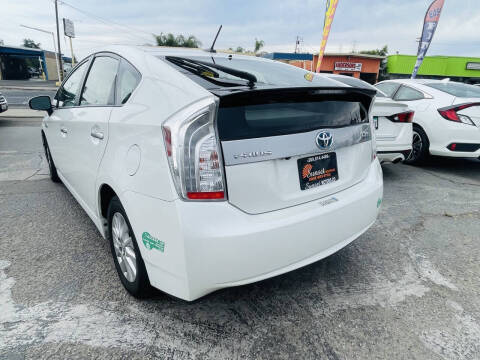 2015 Toyota Prius Plug-in Hybrid Advanced