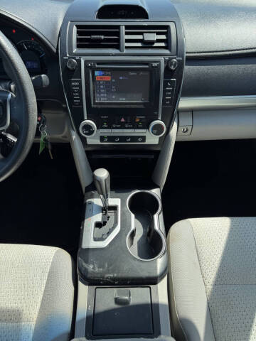 2012 Toyota Camry LE