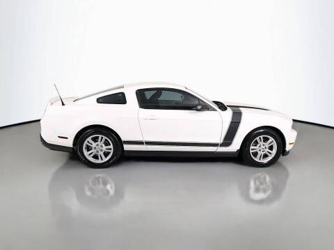 2011 Ford Mustang V6