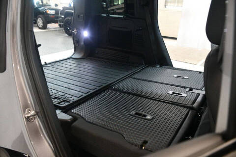 2023 Land Rover Defender 110 X-Dynamic SE