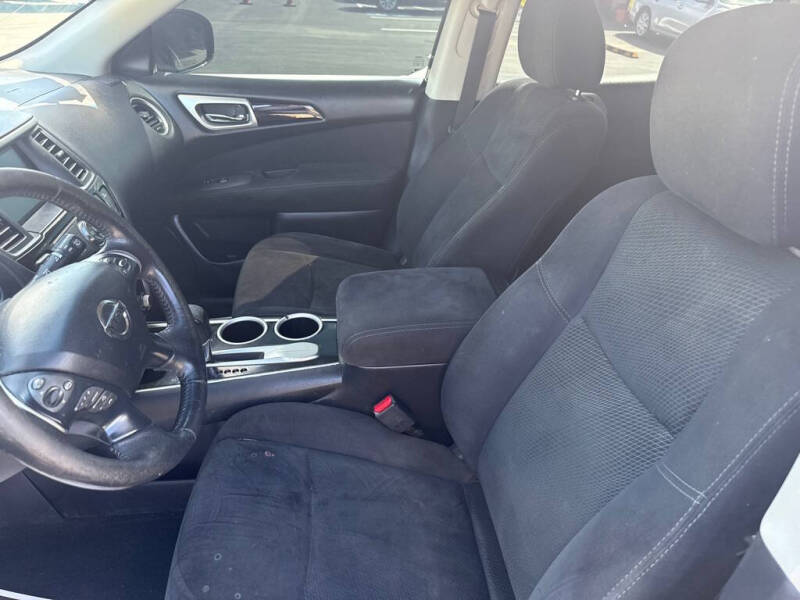 2015 Nissan Pathfinder