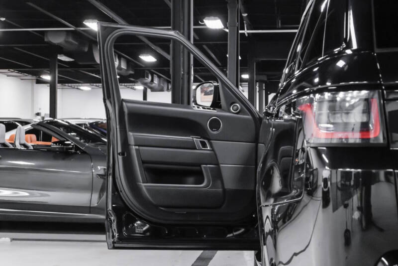 2022 Land Rover Range Rover Sport HSE Silver Edition