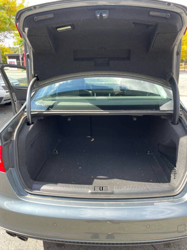 2014 Audi A4 2.0T quattro Premium Plus