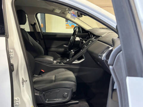 2019 Jaguar E-PACE P250