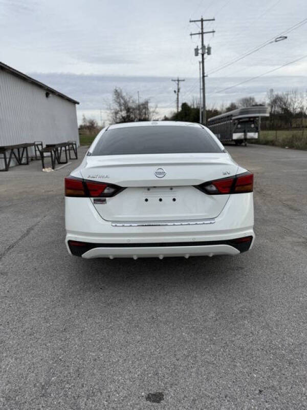 2021 Nissan Altima 2.5 SV