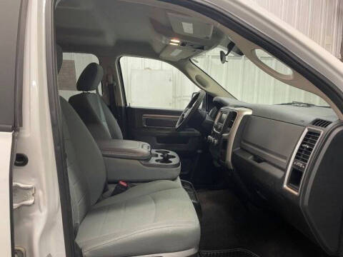 2017 RAM 1500 SLT