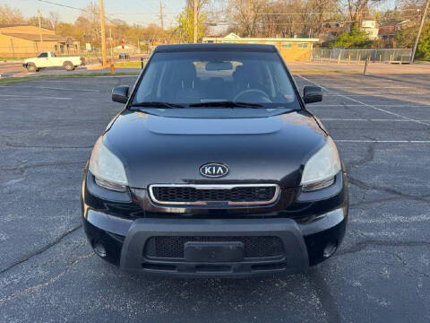 2010 Kia Soul +