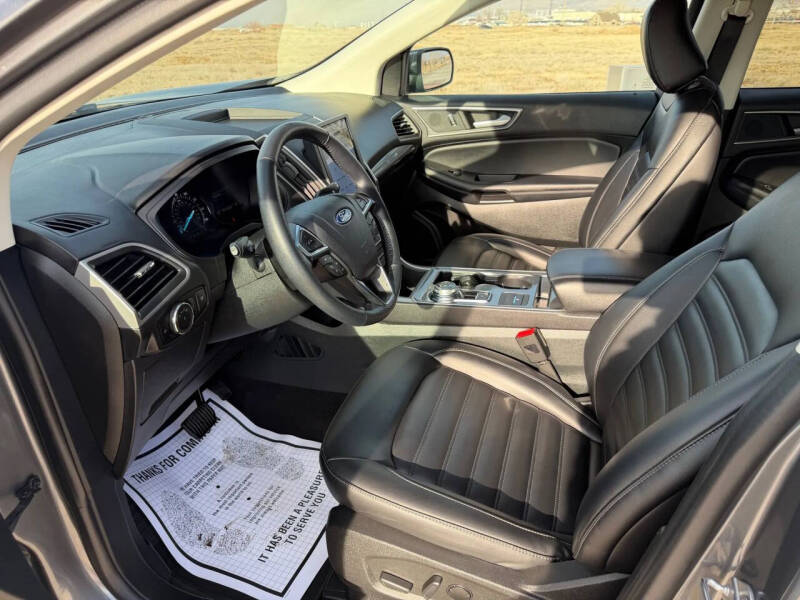 2024 Ford Edge