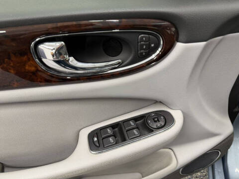 2004 Jaguar XJ-Series XJ8