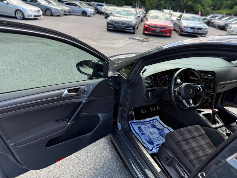 2019 Volkswagen Golf GTI