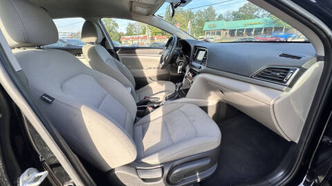 2018 Hyundai Elantra SEL