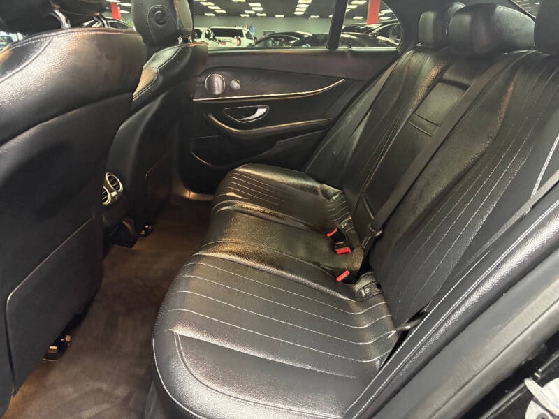 2019 Mercedes-Benz E-Class E 300