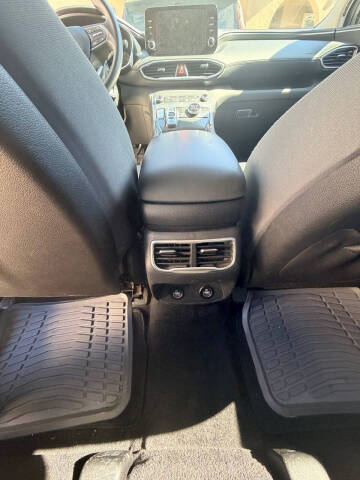 2021 Hyundai Santa Fe SE