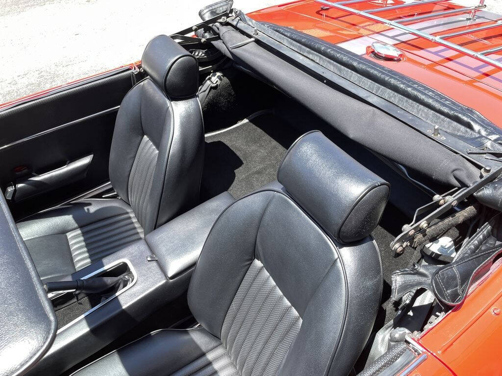 1974 Jensen Jensen-Healey 11