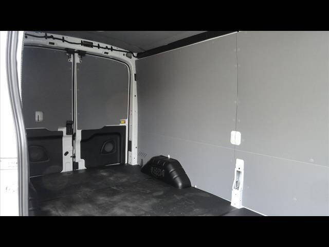 2025 Ford Transit 250