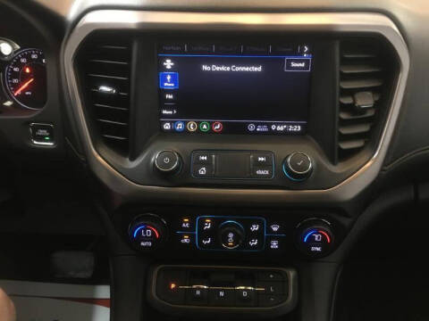 2020 GMC Acadia AT4