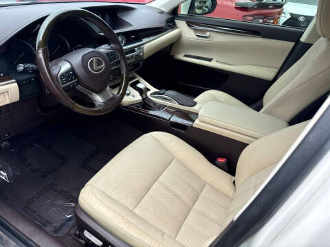 2016 Lexus ES 350