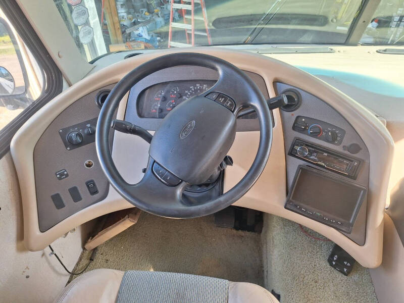 2002 Coachmen RV Mirada