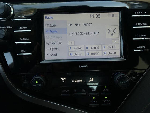 2020 Toyota Camry Hybrid LE