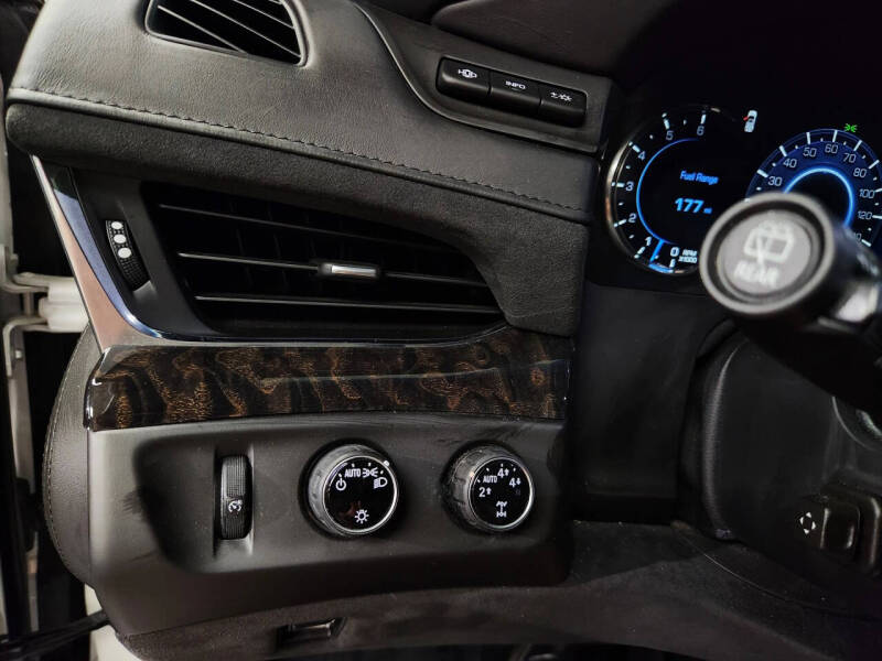 2016 Cadillac Escalade Platinum