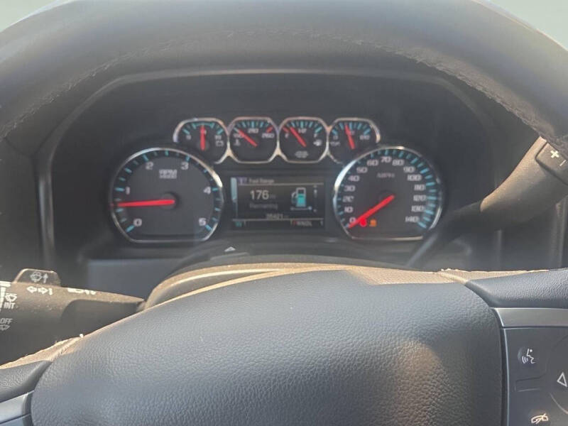 2022 Chevrolet Silverado MD