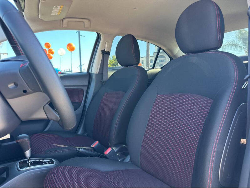 2024 Mitsubishi Mirage G4 Black Edition