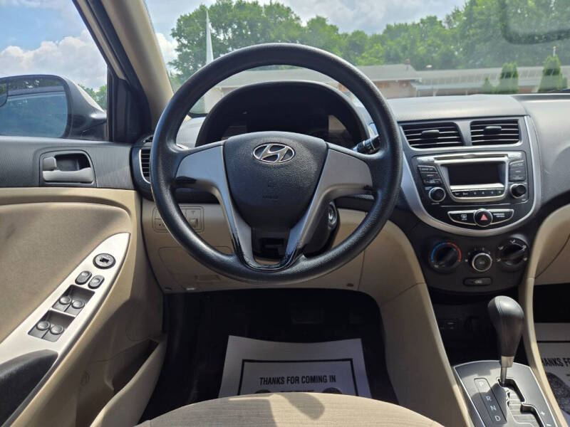 2015 Hyundai Accent GLS